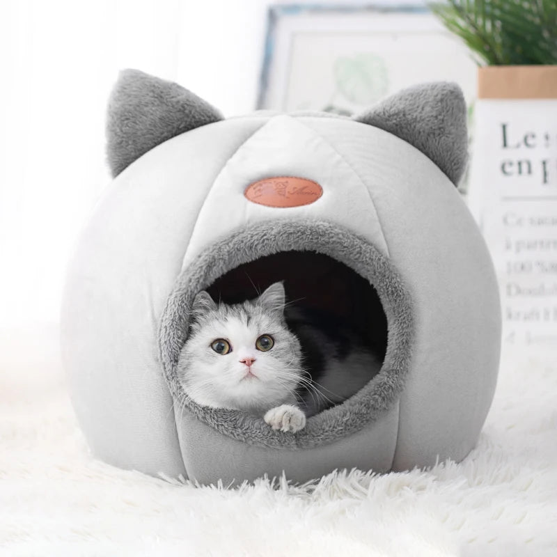 New Deep Sleep Comfort Cat Bed.
