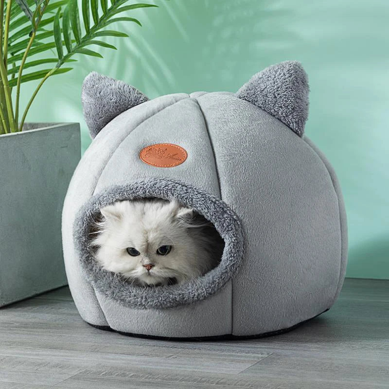 New Deep Sleep Comfort Cat Bed.