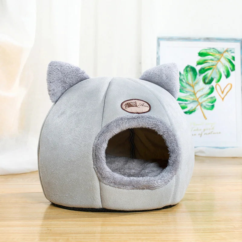 New Deep Sleep Comfort Cat Bed.