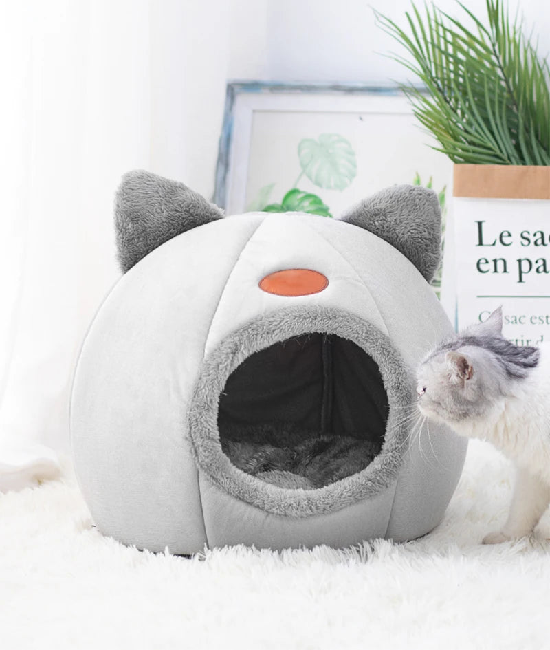 New Deep Sleep Comfort Cat Bed.